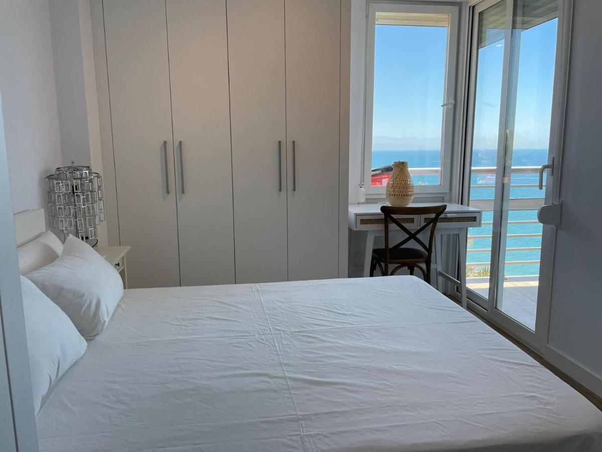 La Roca Sea View Apartment ตอร์เรโมลิโนส ภายนอก รูปภาพ